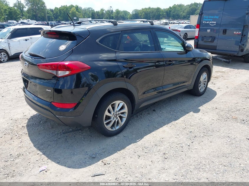 2016 HYUNDAI TUCSON SE - KM8J3CA44GU243467