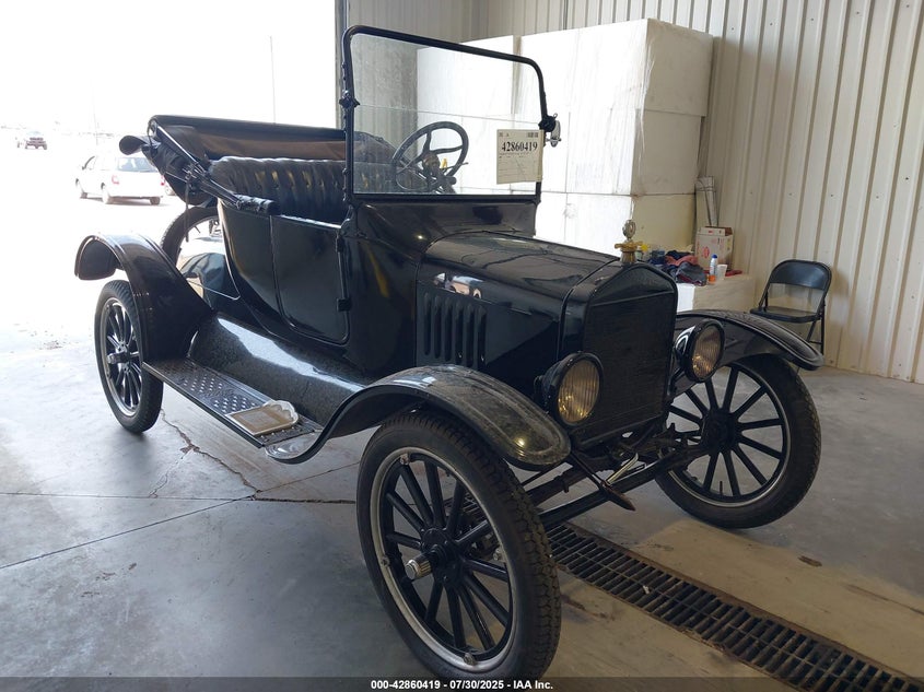 1921 FORD MODEL T