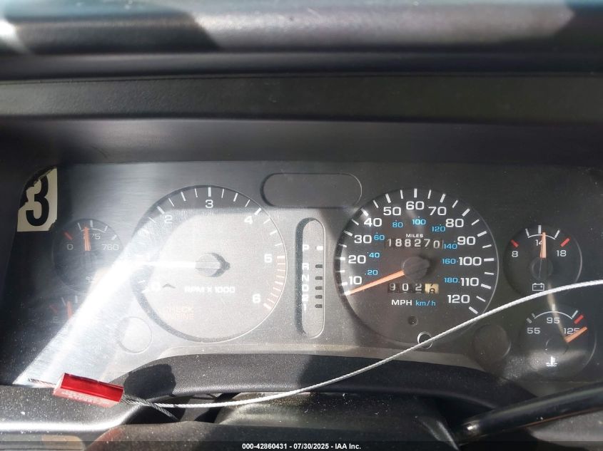 1996 Dodge Ram 2500 VIN: 1B7KF26Z8TJ185812 Lot: 42860431