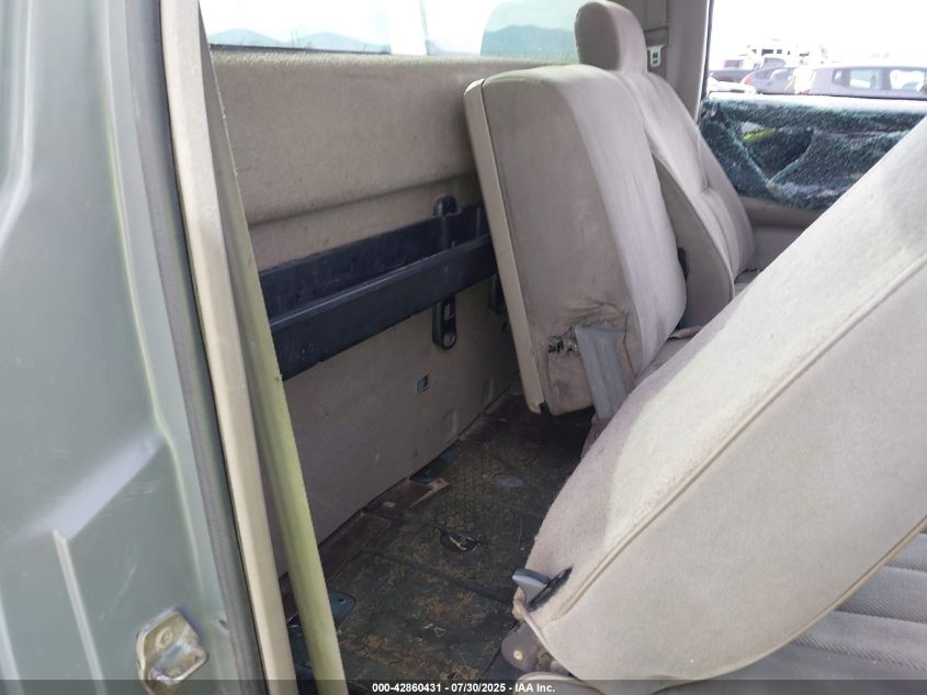 1996 Dodge Ram 2500 VIN: 1B7KF26Z8TJ185812 Lot: 42860431