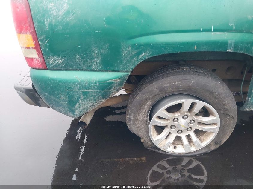 1999 Chevrolet Silverado 1500 VIN: 2GCEC19V2X1143600 Lot: 42860709