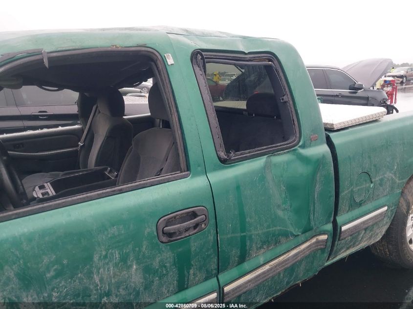 1999 Chevrolet Silverado 1500 VIN: 2GCEC19V2X1143600 Lot: 42860709