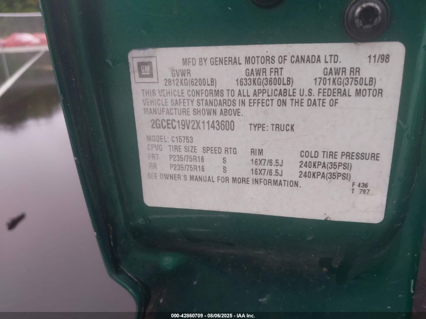 1999 Chevrolet Silverado 1500 VIN: 2GCEC19V2X1143600 Lot: 42860709