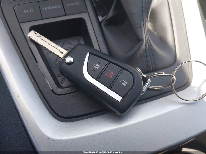 2025 TOYOTA RAV4 LE - 2T3H1RFV6SC312315