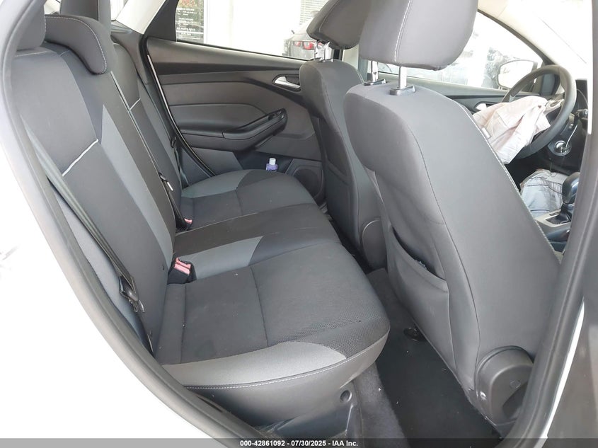 2014 FORD FOCUS SE - 1FADP3K22EL360007