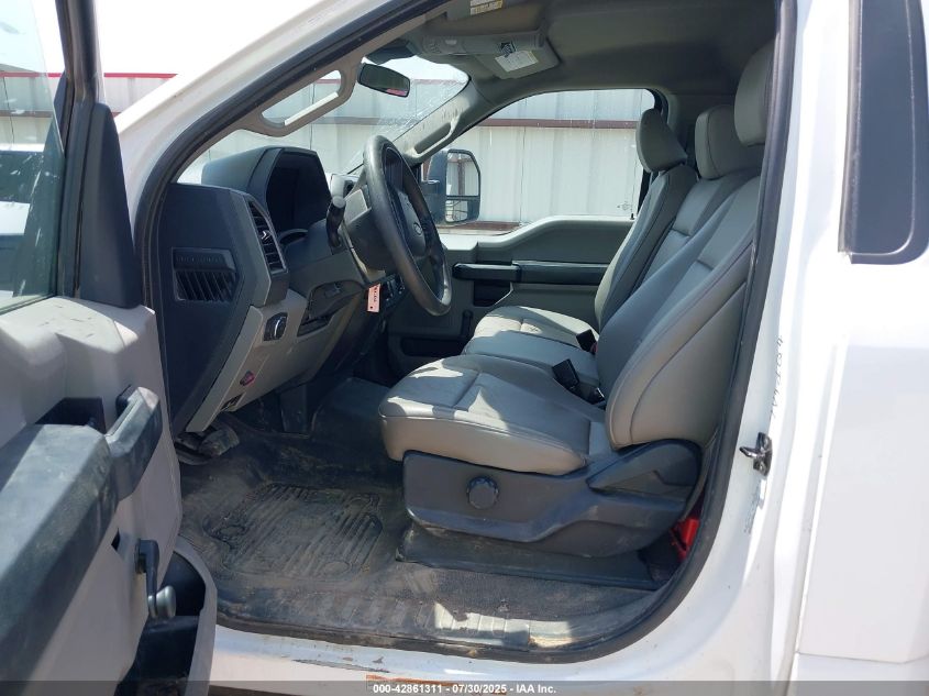 2022 Ford F-450 - 1FDUF4HTXNDA25943