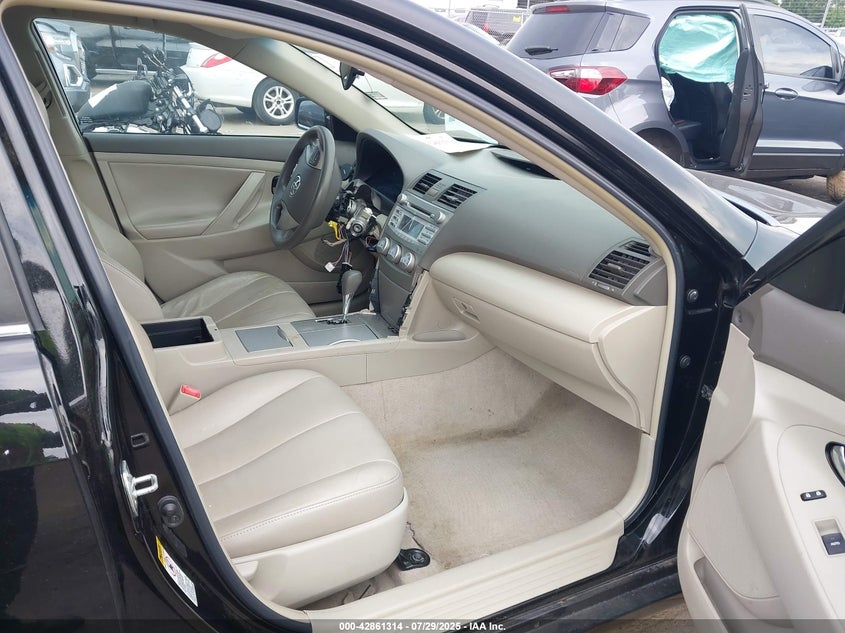 4T1BF3EKXAU074440 2010 TOYOTA CAMRY photo no. 5