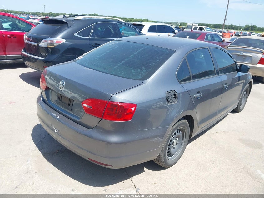 2014 VOLKSWAGEN JETTA 2.0L S - 3VW2K7AJ4EM335931