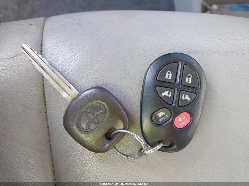 2012 Toyota Sienna Xle 7 Passenger VIN: 5TDDK3DC9CS036692 Lot: 42861841