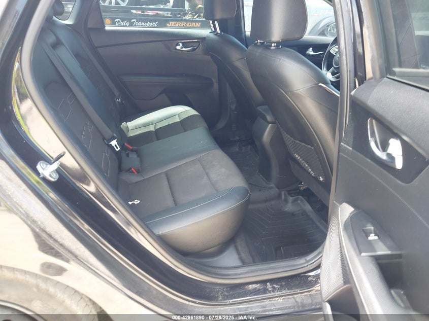 VIN 3KPF34AD1ME329135 2021 KIA FORTE GT-LINE