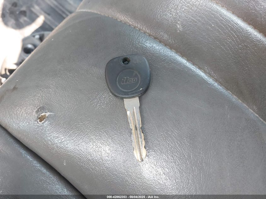 2011 Chevrolet Express 2500 Work Van VIN: 1GCWGFCA7B1178658 Lot: 42862353