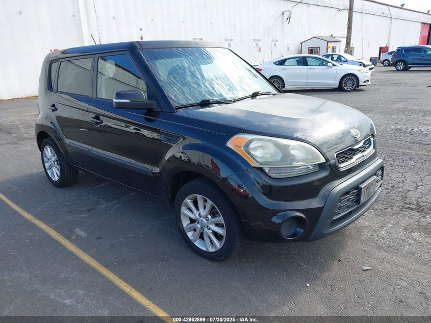 KNDJT2A64C7747252 2012 Kia Soul + auction photo 1