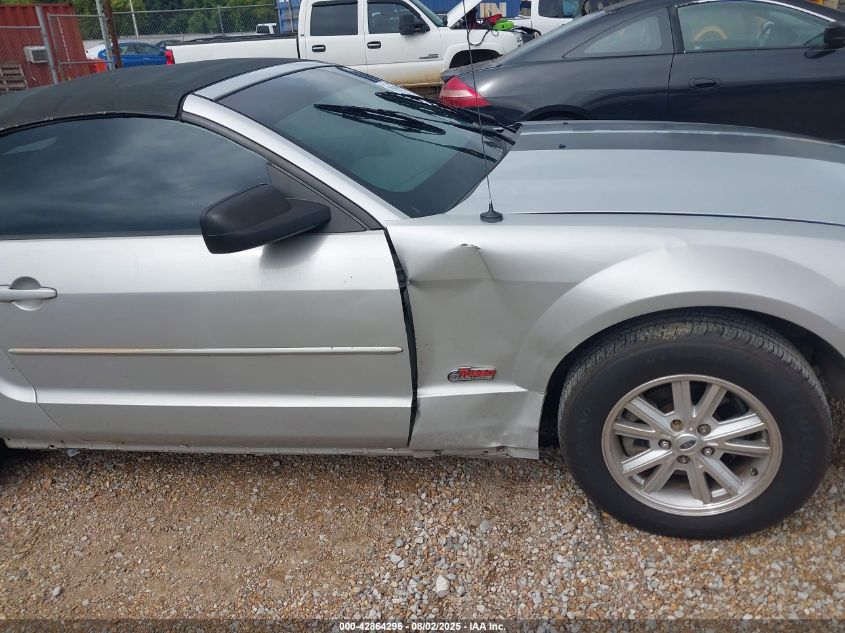 2007 Ford Mustang V6 Deluxe/V6 Premium VIN: 1ZVFT84N175265963 Lot: 42864296