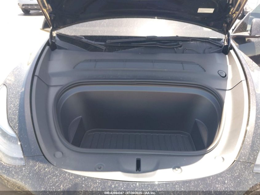 2025 Tesla Model Y - 7SAYGDED5SA379499