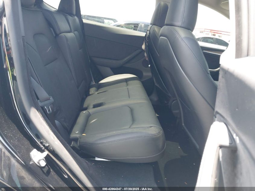 2025 Tesla Model Y - 7SAYGDED5SA379499