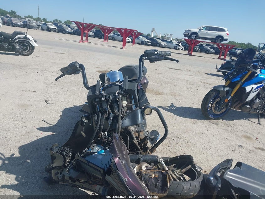 2018 HARLEY-DAVIDSON FLHXS STREET GLIDE SPECIAL - 1HD1KRC15JB667237