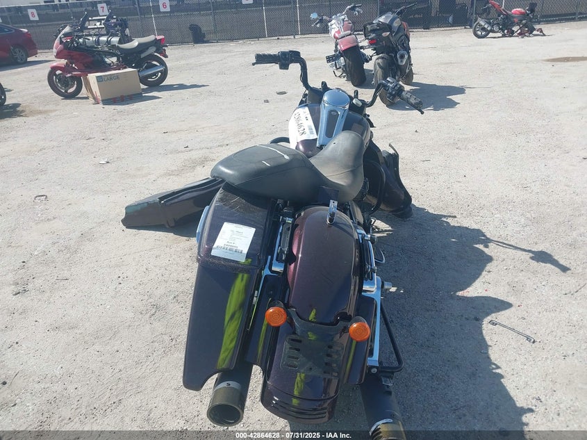 2018 HARLEY-DAVIDSON FLHXS STREET GLIDE SPECIAL - 1HD1KRC15JB667237