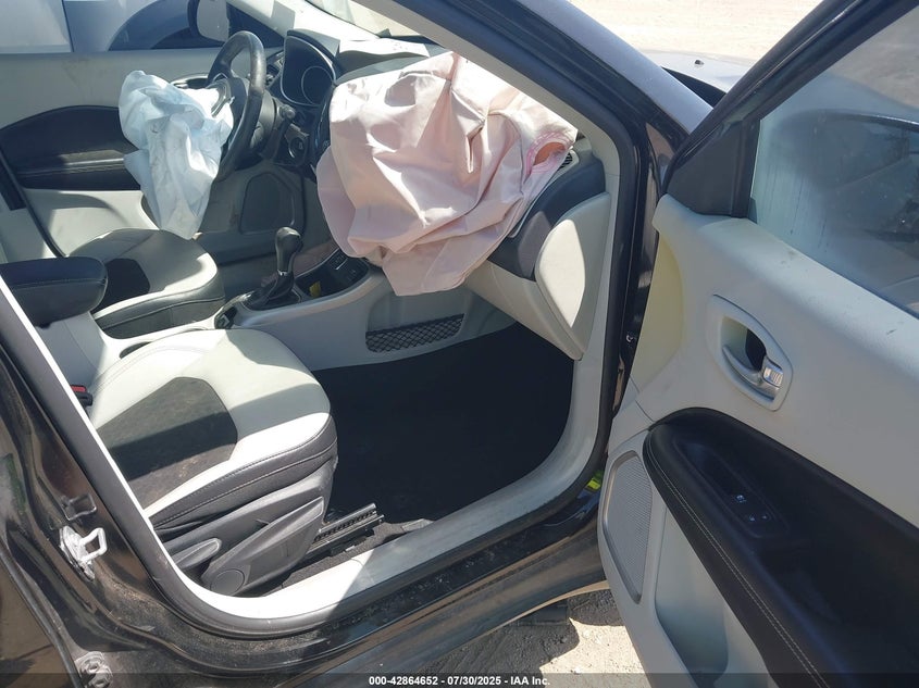 2018 JEEP COMPASS SUN AND WHEEL FWD - 3C4NJCBB8JT503377