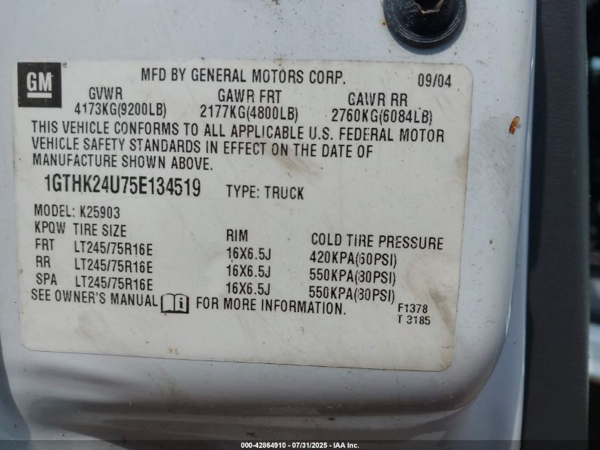 2005 GMC Sierra 2500Hd Work Truck VIN: 1GTHK24U75E134519 Lot: 42864910
