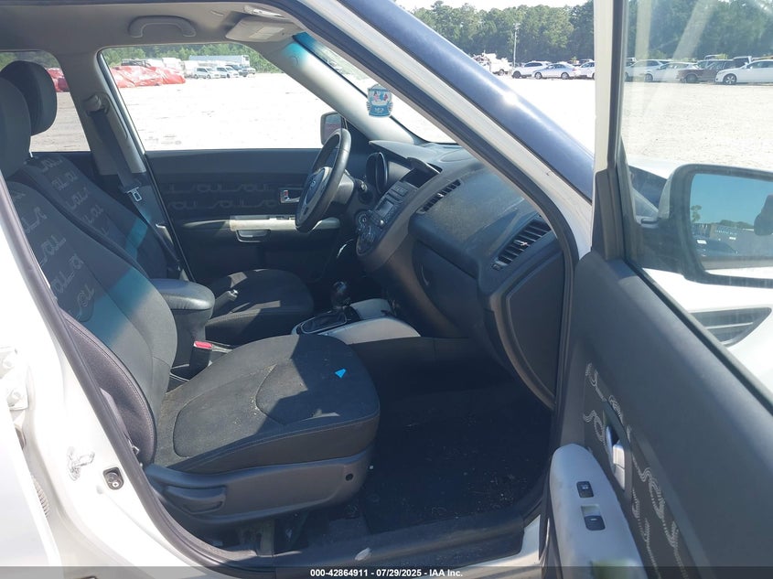 2012 Kia Soul + VIN: KNDJT2A64C7379719 Lot: 42864911