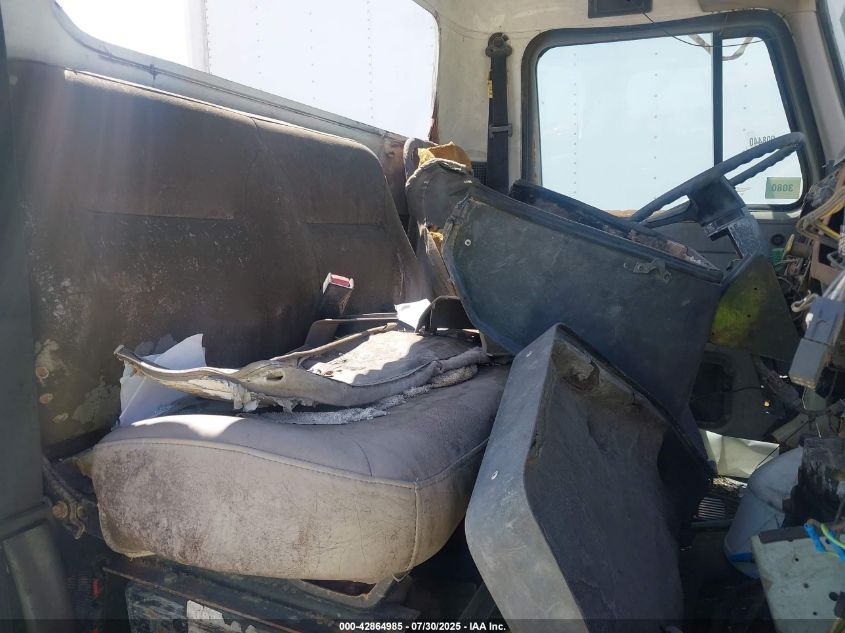 2000 International 4000 4700 VIN: 1HTSCAAN5YH217270 Lot: 42864985