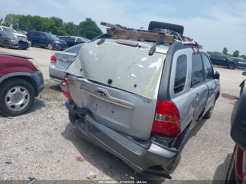KNDJF724287518447 2008 KIA SPORTAGE photo no. 4
