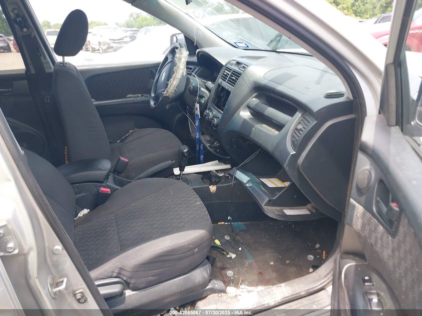 KNDJF724287518447 2008 KIA SPORTAGE photo no. 5