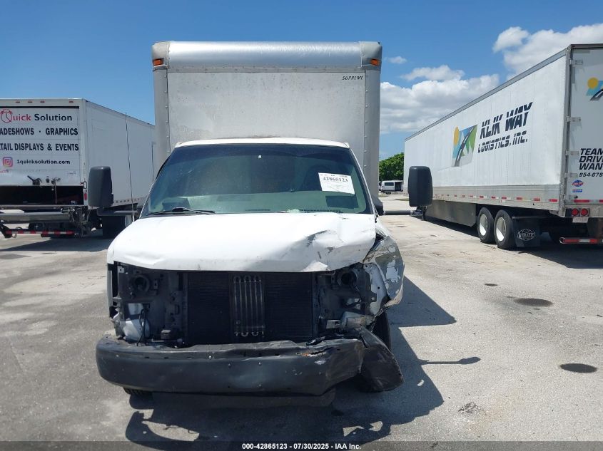 2003 Chevrolet Express Cutaway Base W/C7L/C7N VIN: 1GBJG31U931143549 Lot: 42865123