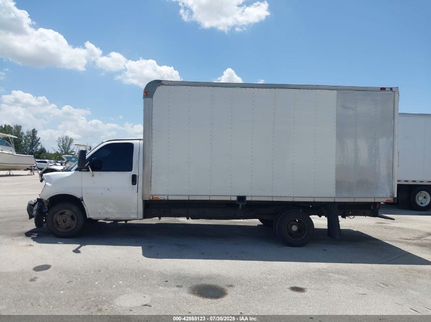 2003 Chevrolet Express Cutaway Base W/C7L/C7N VIN: 1GBJG31U931143549 Lot: 42865123