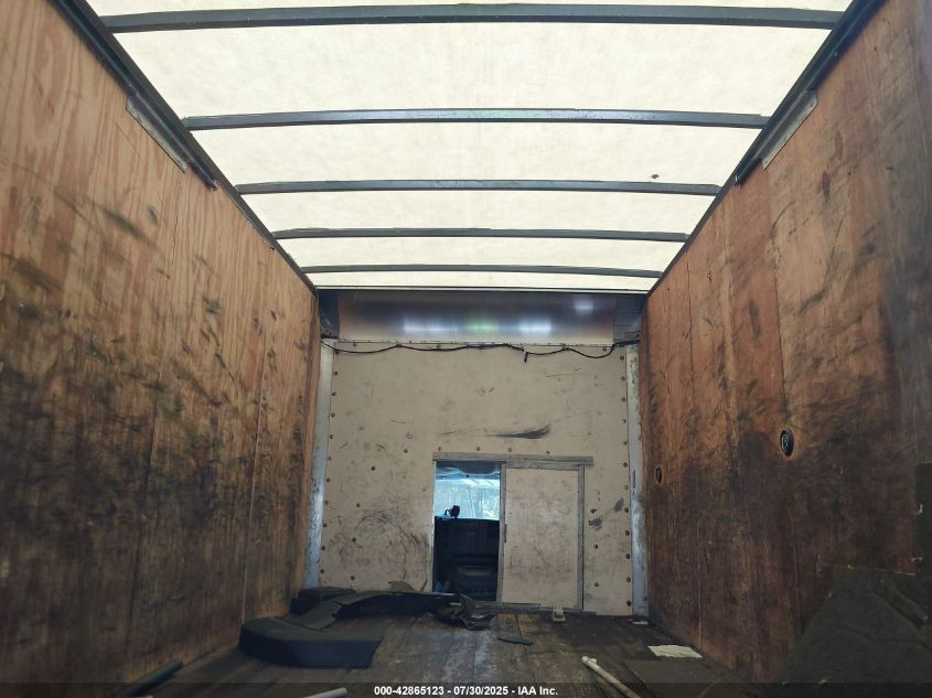 2003 Chevrolet Express Cutaway Base W/C7L/C7N VIN: 1GBJG31U931143549 Lot: 42865123