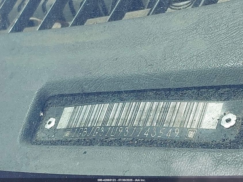 2003 Chevrolet Express Cutaway Base W/C7L/C7N VIN: 1GBJG31U931143549 Lot: 42865123