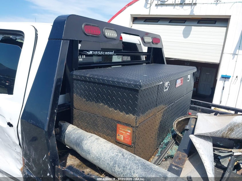 1GT42XEY3JF133997 2018 GMC SIERRA photo no. 13