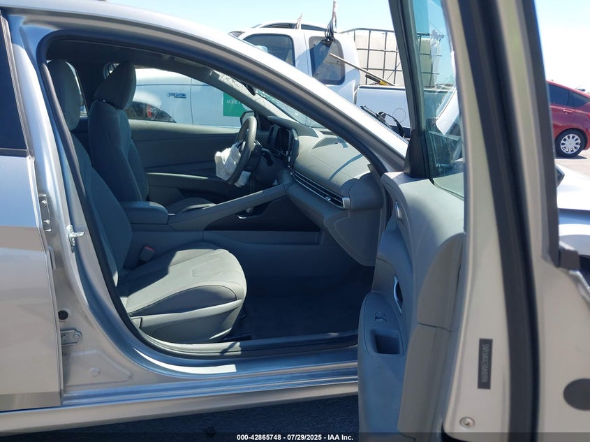 VIN 5NPLM4AG5MH011914 2021 HYUNDAI ELANTRA SEL