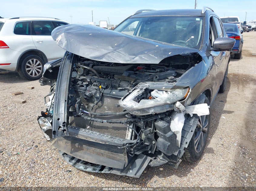 2019 NISSAN ROGUE SV - 5N1AT2MT1KC786710