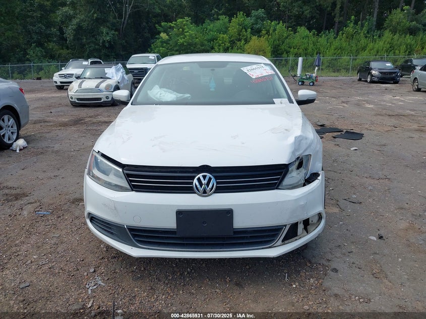 2013 VOLKSWAGEN JETTA 2.5L SE - 3VWDP7AJ8DM404516