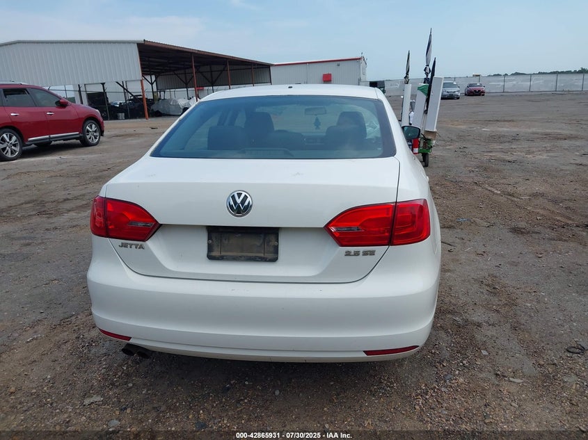 2013 VOLKSWAGEN JETTA 2.5L SE - 3VWDP7AJ8DM404516