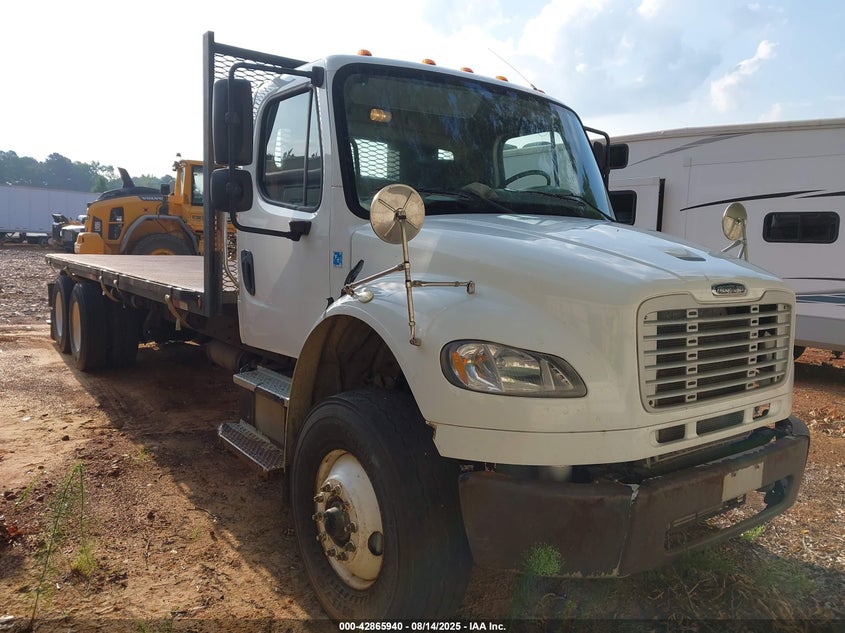 1FVHCYBS9DHFJ0501 2013 Freightliner M2 106 Medium Duty auction photo 1