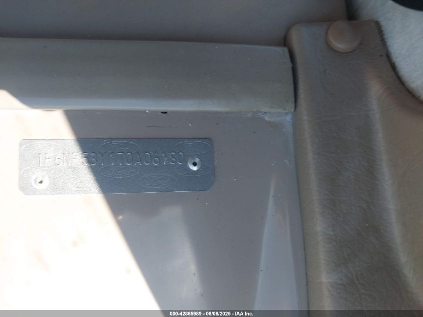 2009 Fleetwood Bounder VIN: 1F6NF53Y170A06180 Lot: 42865989