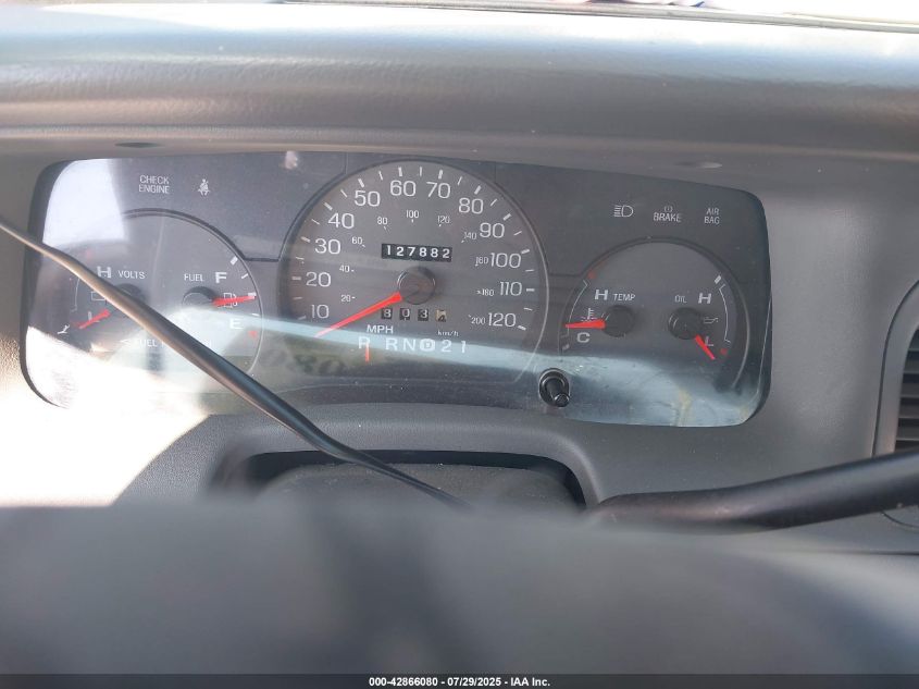 2004 Mercury Grand Marquis Gs VIN: 2MEFM74WX4X672773 Lot: 42866080