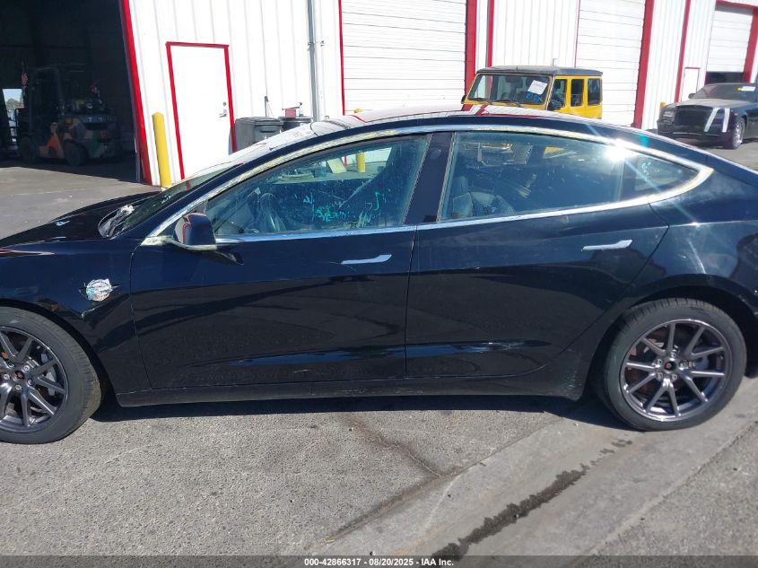 2018 Tesla Model 3 Long Range/Performance VIN: 5YJ3E1EB5JF127862 Lot: 42866317