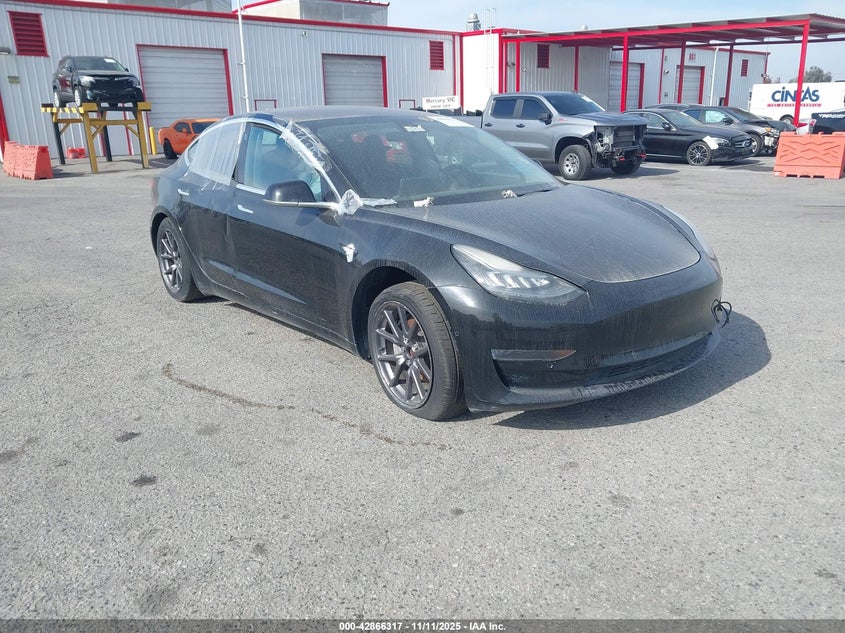 5YJ3E1EB5JF127862 2018 Tesla Model 3 Long Range/Performance auction photo 1
