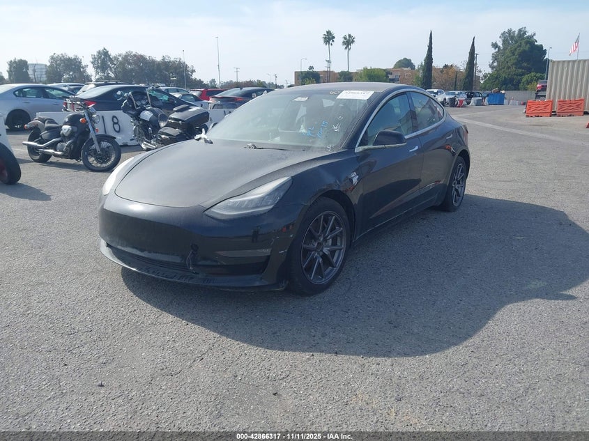 Vin: 5yj3e1eb5jf127862, lot: 43359902, tesla model 3 long range/performance 20182