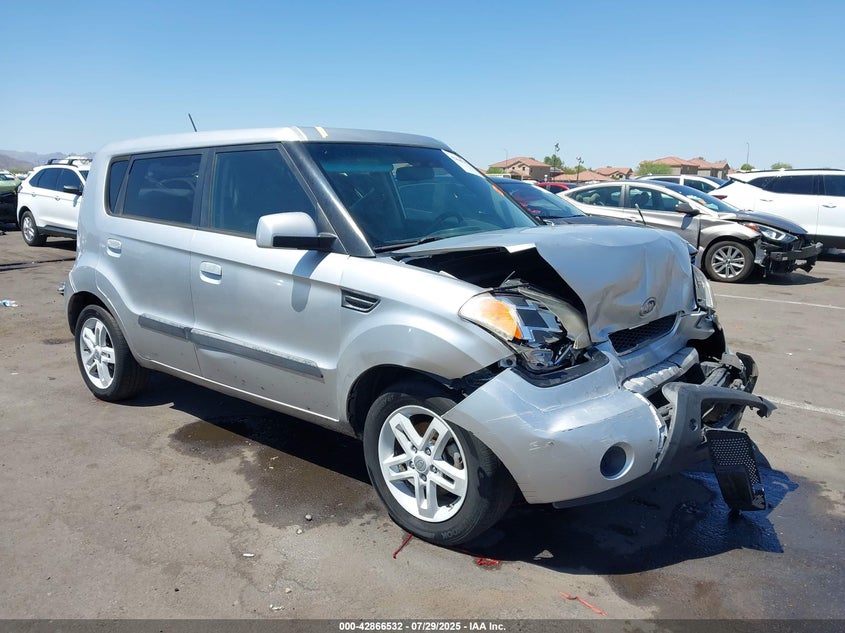 KNDJT2A22A7113383 2010 Kia Soul + auction photo 1