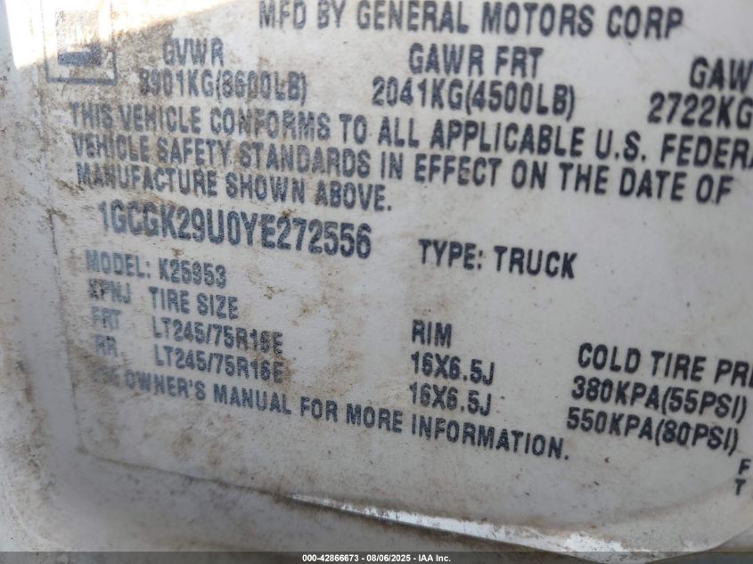 2000 Chevrolet Silverado K2500 VIN: 1GCGK29U0YE272556 Lot: 42866673