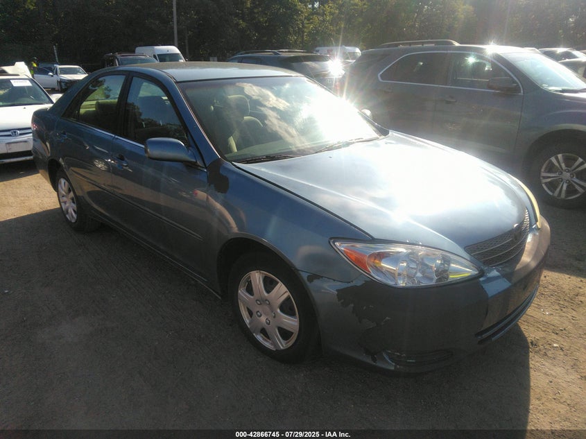 4T1BE32K32U534904 2002 Toyota Camry Le auction photo 1