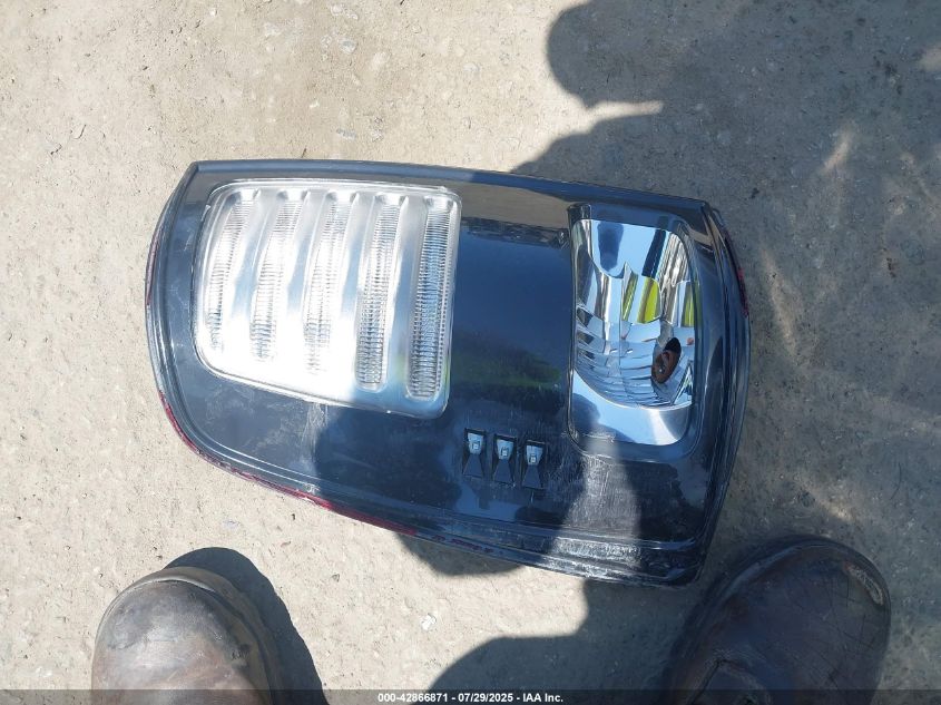 2015 Ram 1500 Sport VIN: 1C6RR6MT0FS613180 Lot: 42866871