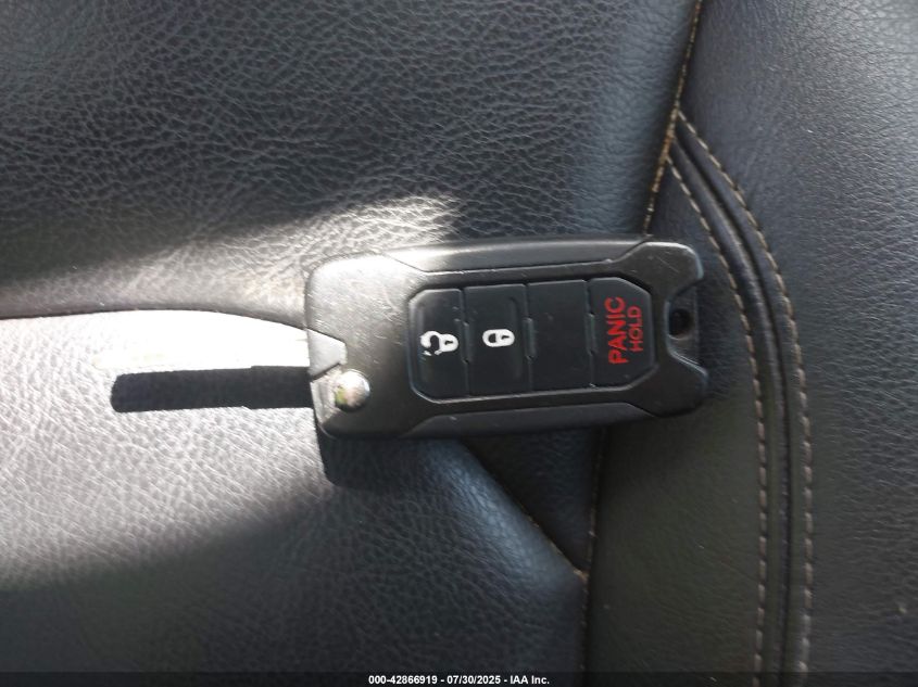 2015 Jeep Renegade Limited VIN: ZACCJBDT1FPB9017 Lot: 42866919