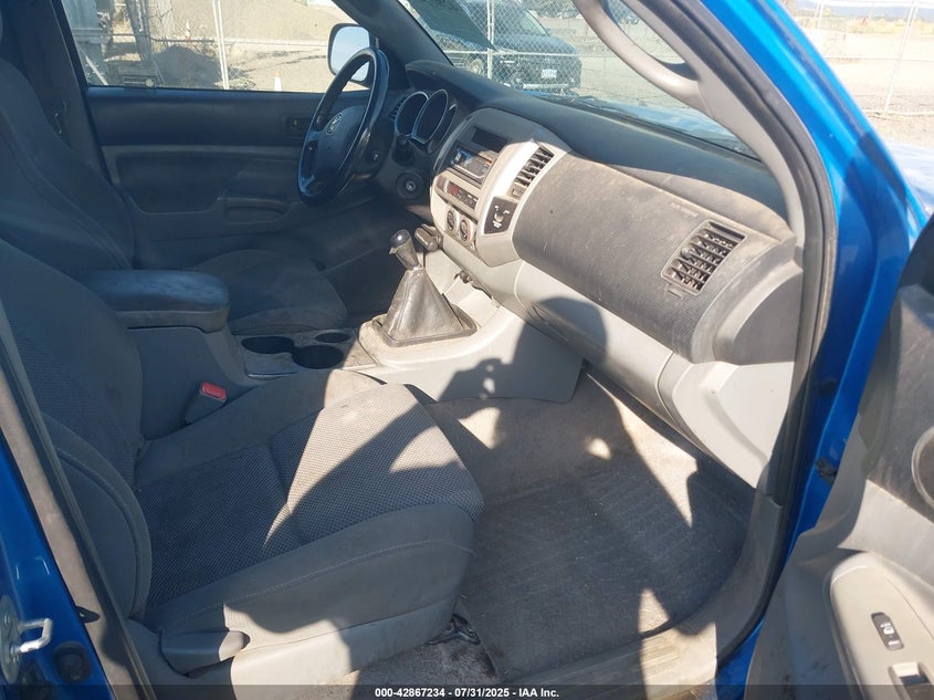 5TEUU42N86Z195957 2006 TOYOTA TACOMA photo no. 5