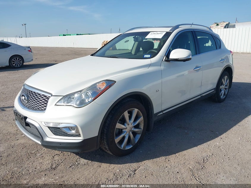 2017 INFINITI QX50 - JN1BJ0RP2HM384215