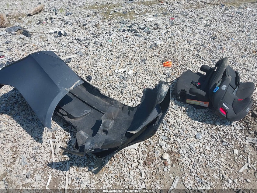 2014 CHEVROLET MALIBU 1LT - 1G11C5SL5EF301022